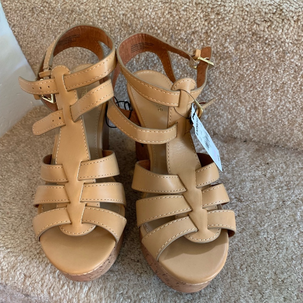 NWT Express Wedge Sandals - Sz: 7